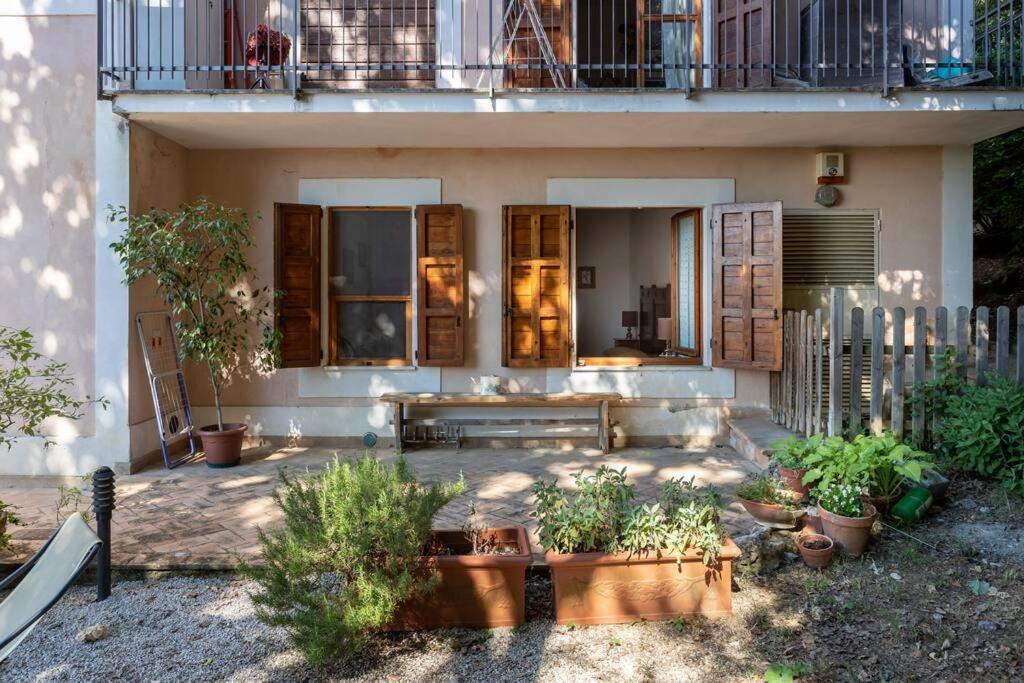 Apartment In Nature,10Min From City ペルージャ エクステリア 写真